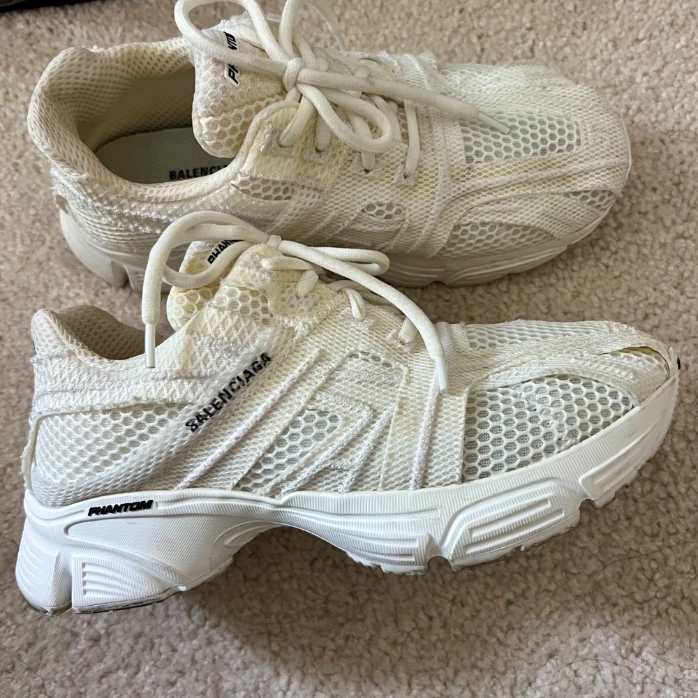 Balenciaga Phantom Sneakers - Picture 2 of 5